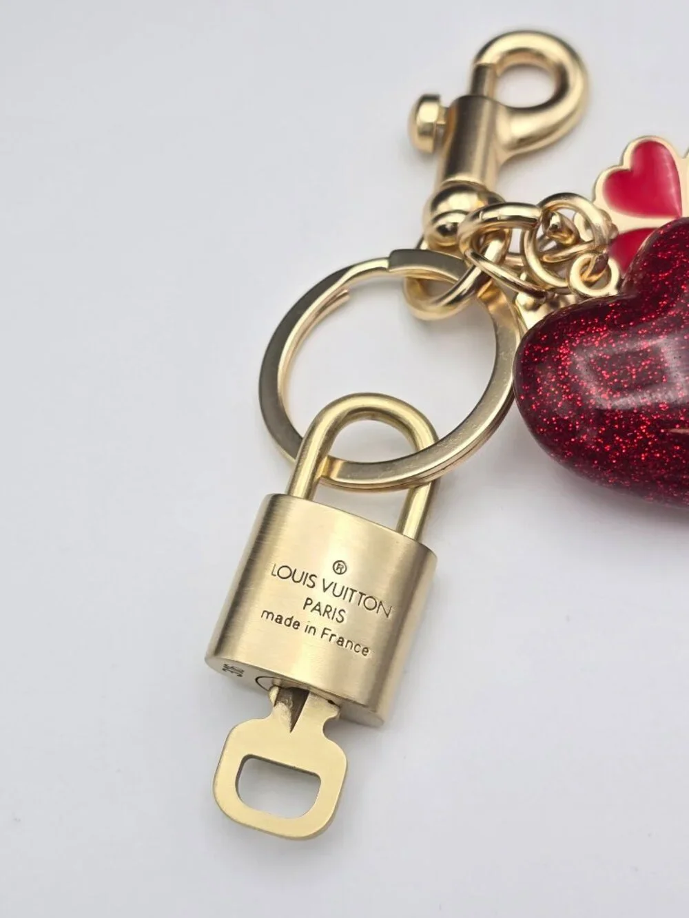 LV Authentic Gold Lock & Key 🔑 Luxury Bag Charm w/ Unbranded Heart Keychain